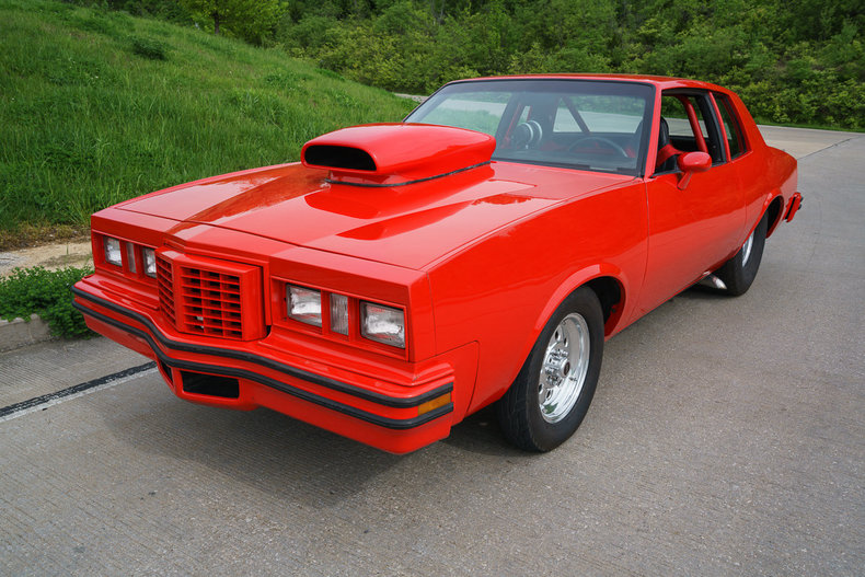 Pro Street Poncho! This 1979 Pontiac Grand Prix Is Ready To Cruise, Show Or Tear Up The Track!