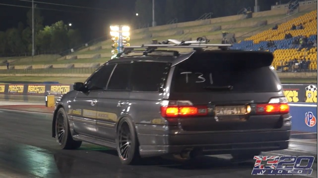 The 1320Video Crew Got Lucky Enough To Catch A Double Unicorn On Film! This Nissan Stagea Is A Stomper!