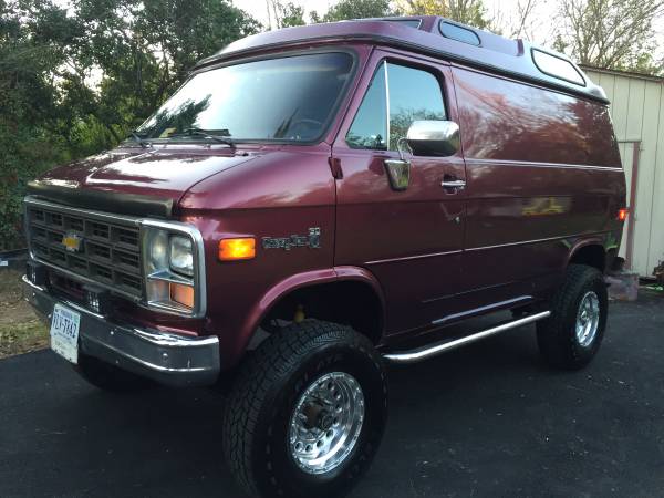 chevy pathfinder van