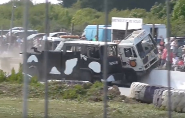 Heavy Metal Crunching: Check Out Truck Banger Racing From St Day!