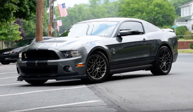 Does A Shelby GT500 Actually Count As A “Regular Car”? It Must, Because Mr. Regular Reviews It!