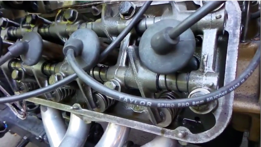 Watch This 1952 DeSoto Hemi Run With No Valve Covers On As The Owner Checks Top End Oiling