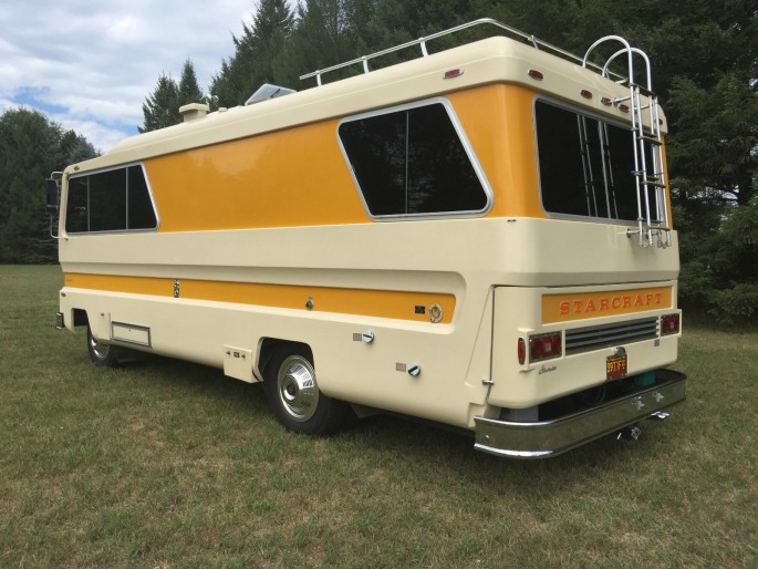 1974 Starcraft Motorhome and Boat 4