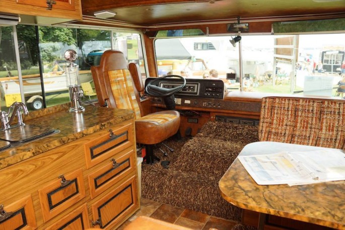 1974 Starcraft Motorhome and Boat 8