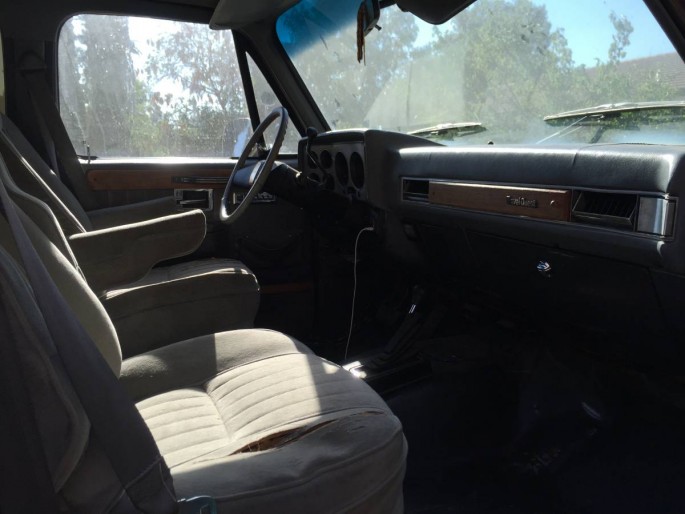 1988 Chevy suburban 44 boggers 5