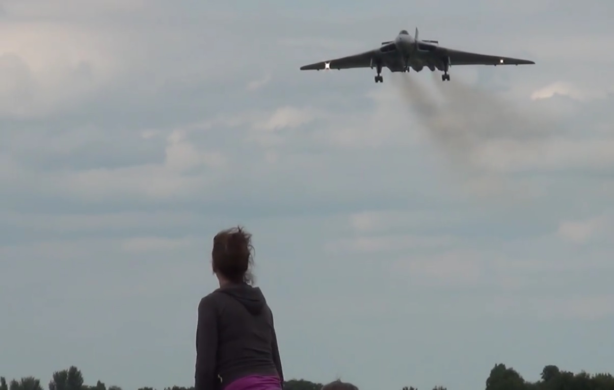 Like Low-and-Slow airplanes? Check Out the World’s Greatest Air Show Vantage Point