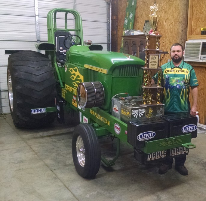 andy dutton pulling tractor