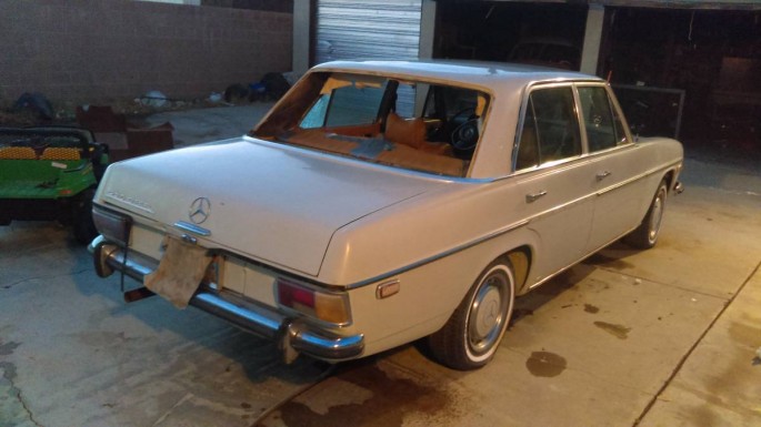 1972-220d-mercedes-one-owner-barn-find-3