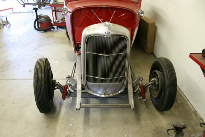 all-steel-original-1932-ford-three-window-coupe-4