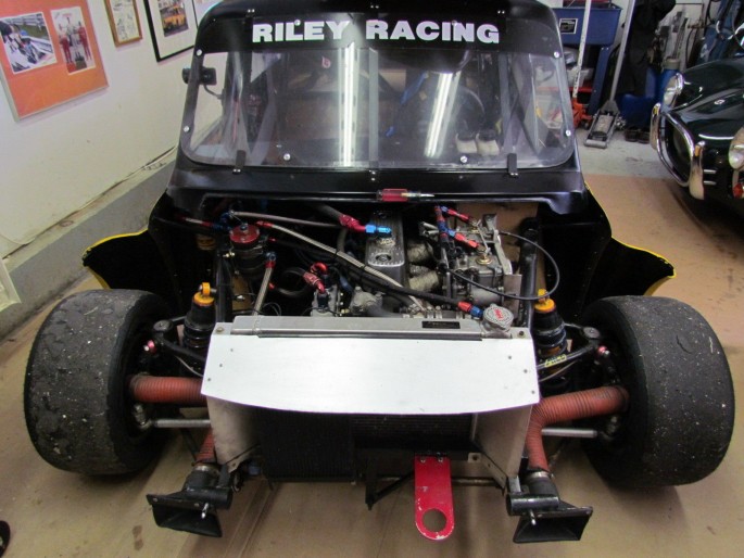 rear-wheel-drive-mini-race-car-2