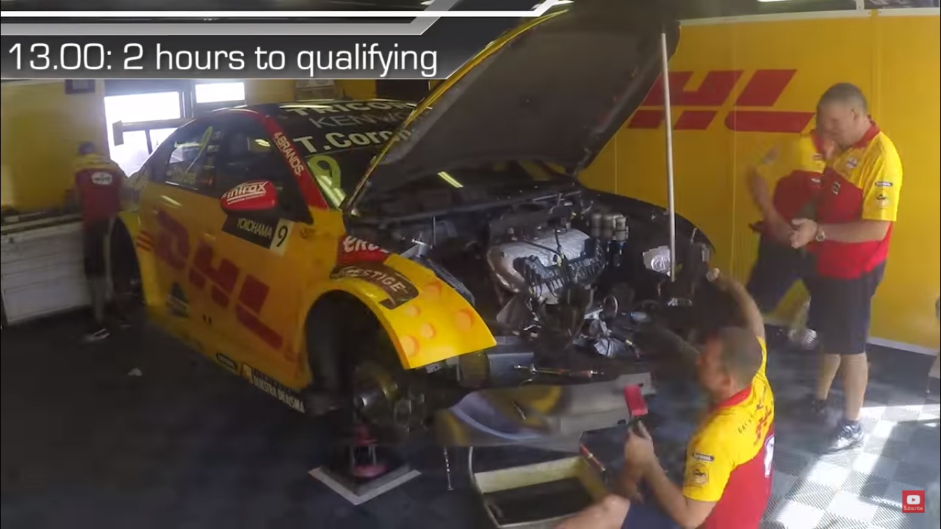 Watch a Small Touring Car Crew Swap an Engine in Under Two Hours To Make Qualifying