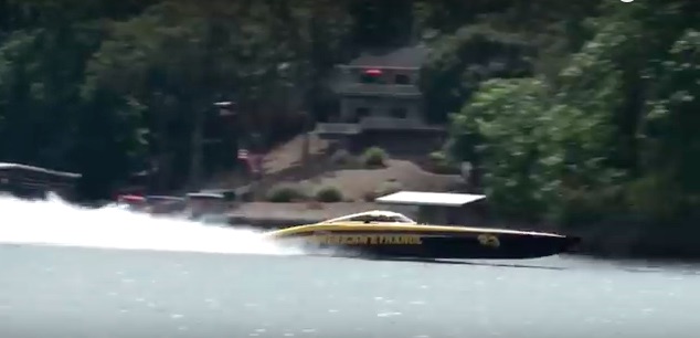 Watch The 7,700hp American Ethanol Catamaran Run 217mph At The Lake Of The Ozarks Shootout