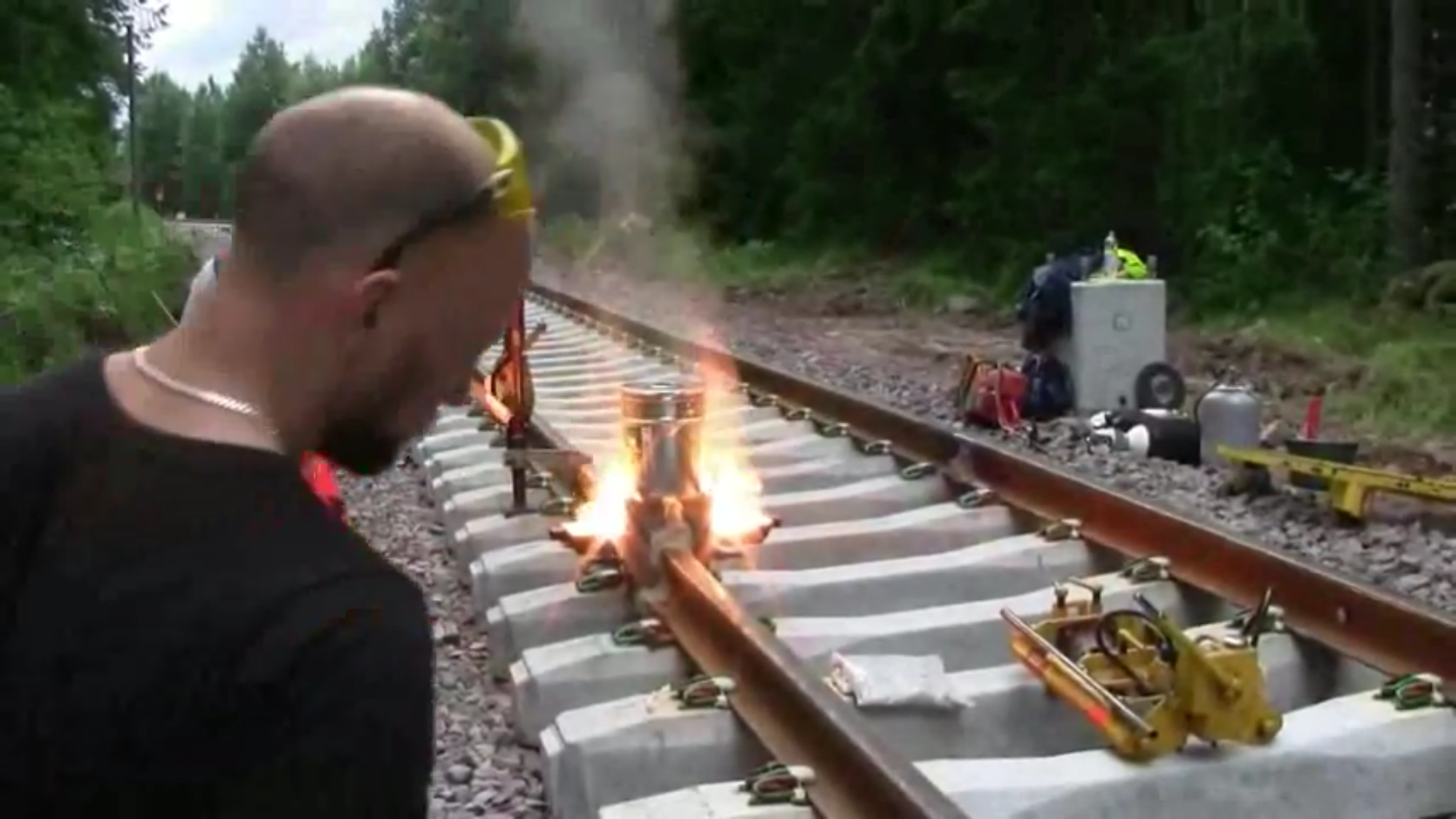 Thermite Weld Porn: Welding Railroad Tracks Is Awesome