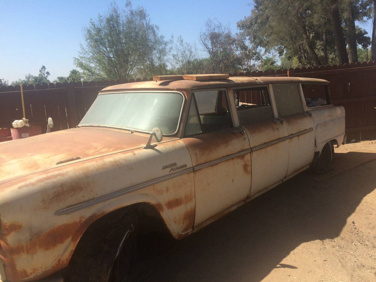 Your Vintage Party Bus Project Awaits on CraigsList: A 1962 Checker Aerobus