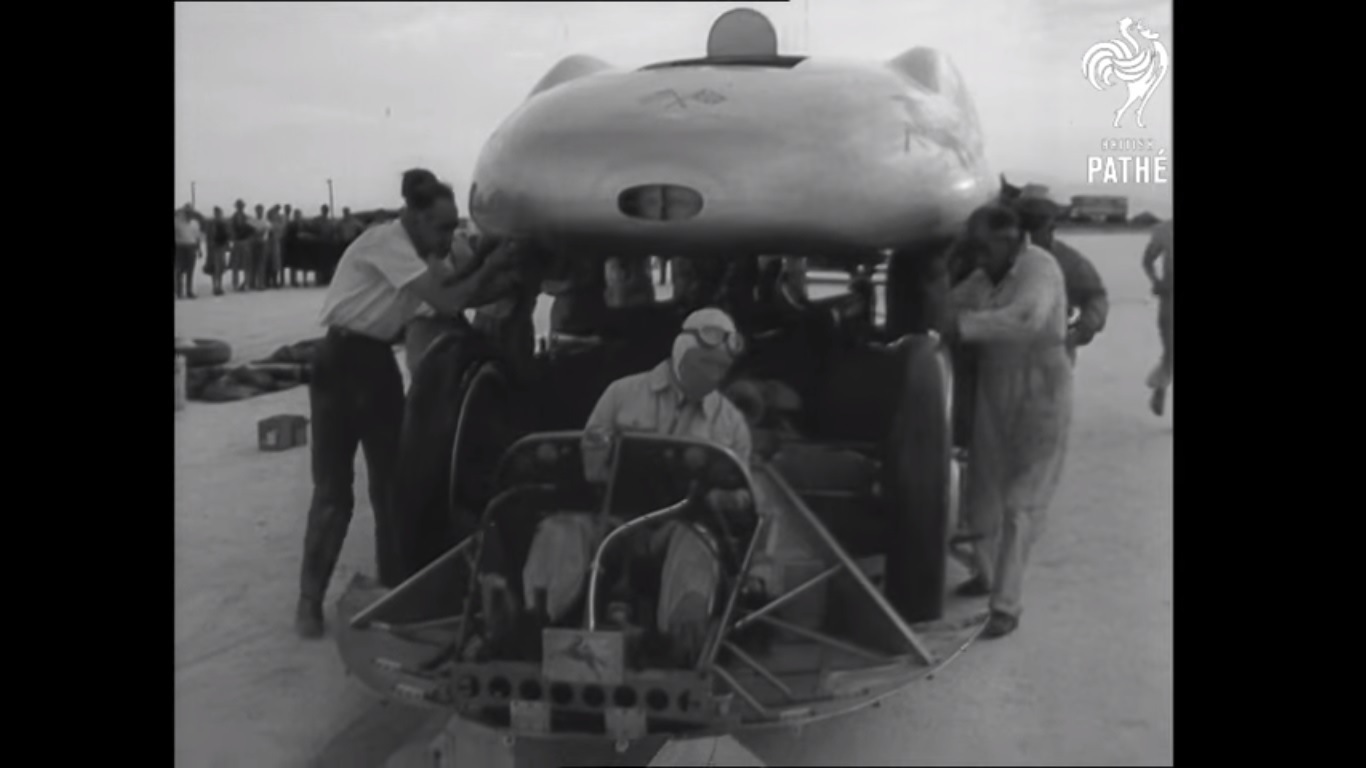 Catch a Glimpse Under the Skin of the Railton Special Land-Speed-Record Setter in 1947