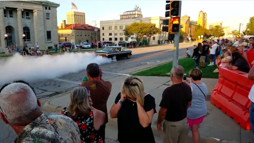 Wait For It – This Blown Falcon Lays Down A Space Shuttle Launch On The Streets Of Topeka!