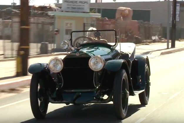 Leno Breaks Out His 1918 Stutz Bearcat – Which Is More Strange, It’s Former Owner Or That This Car Has Cutouts?