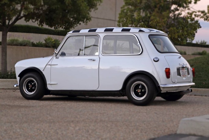 1962-austin-mini-cooper-4