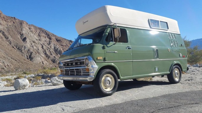 1970-ford-camper-van-4