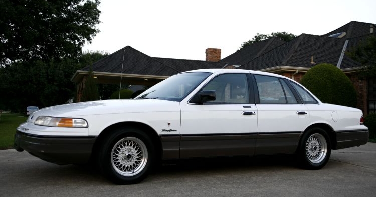 Bangshift Com This 1992 Ford Crown Victoria P75 Might Escape The Junkyard Due To A Bunch Of Enthusiasts Bangshift Com