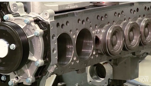 Cool Video: Watch Big MAN Truck Engines Get Assembled From The Block On Up – Inliners AND V8s!