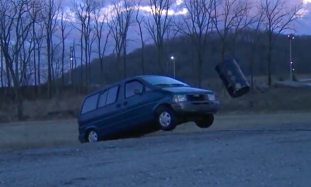 Classic YouTube: Getting Every Last Penny’s Worth Out Of A $300 Ford Aerostar!