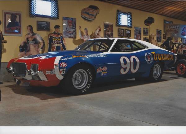 You Don’t Need To Ask Santa To Bring You This 1972 Ford Torino ex-NASCAR Racer – You Just Need $35,000!