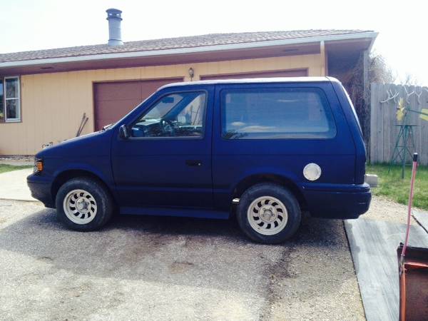 Rough Start: This Shortened 1993 Plymouth Voyager Is For The Minimalist!