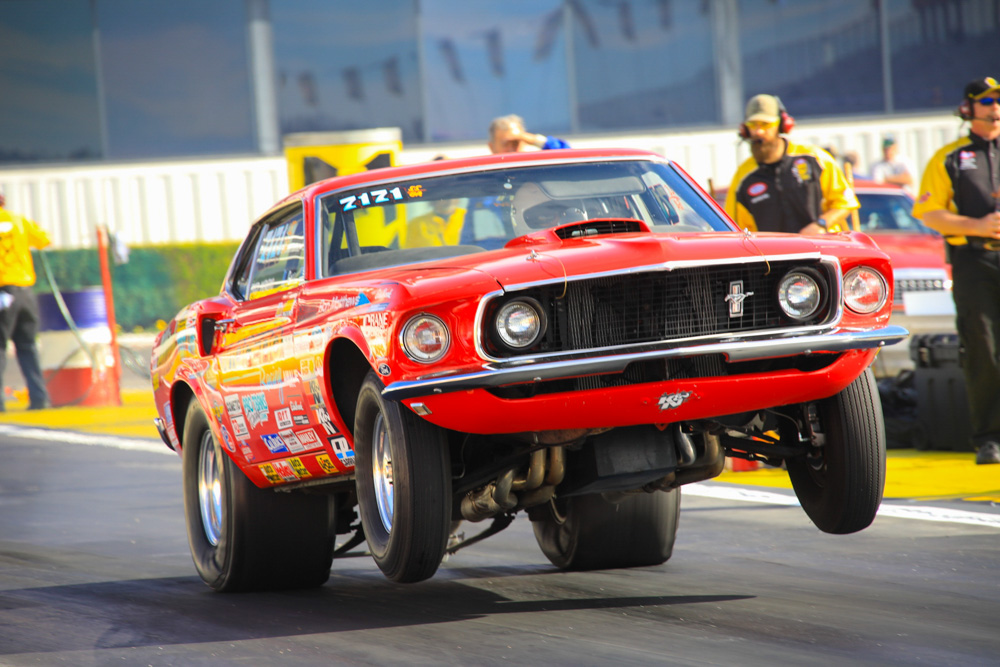 2017 NHRA Circle K Winternationals Action Photos: More Stock and Super Stock Wheelstands!