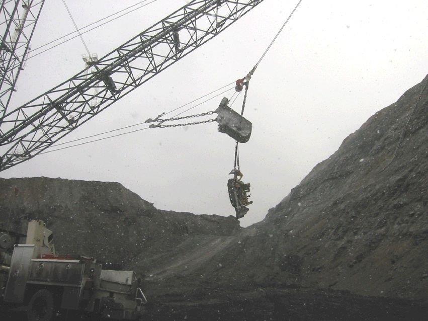 See A Dragline Rescue A Caterpillar D11 Bulldozer Like It Is A Toy