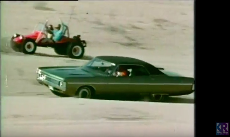 So Plymouth Used Dune Buggies and Sand To Sell The 1970 Plymouth Fury? This Ad Is Weird and Awesome