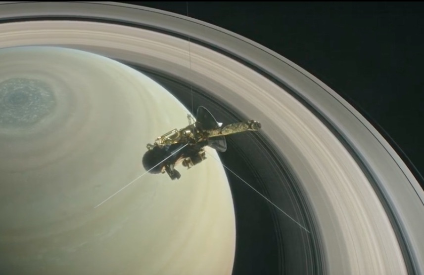 The Cassini Spacecraft Is Finishing It’s Mission In Style: Flying Between Saturn And It’s Rings!