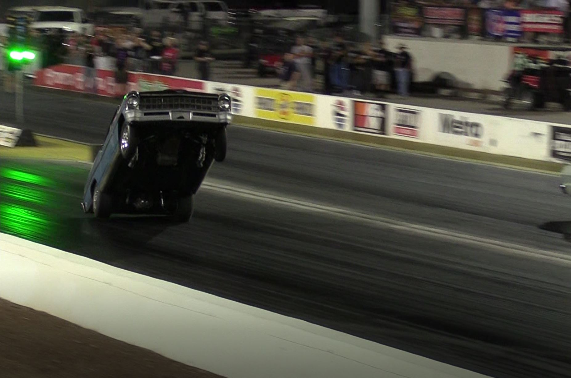 Bumper Dragging Small Tire Nova: David Holtgrew’s Wheelstand At The Battle Grudge Race