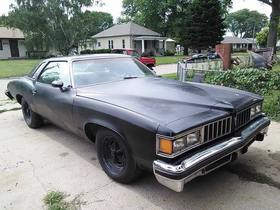This 1977 Pontiac LeMans Was Supposed To Be A Figure 8 Car, But Was Spared – How Would You Finish It?