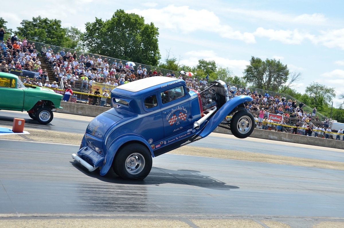 Meltdown Drags 2017 Photo Coverage: More Wheels Up, Old School, Tire Frying Fun!