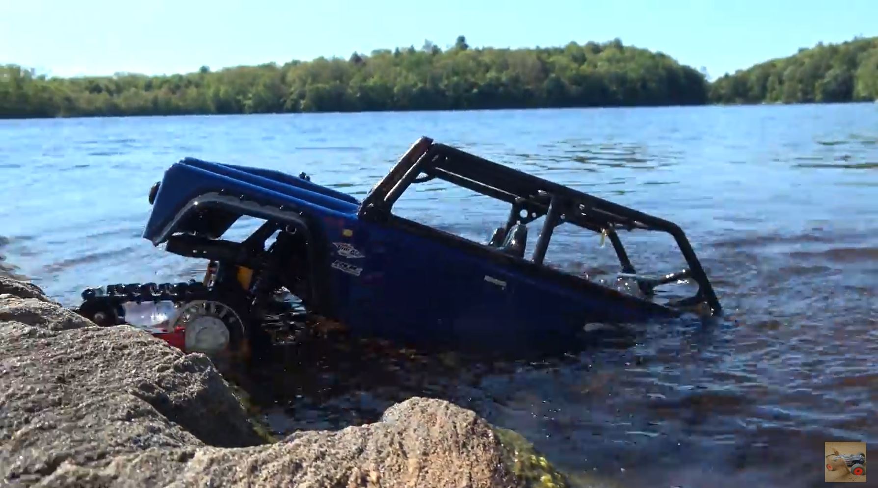 This Rock Crawling, Track Equipped, Rig Can Rock Crawl Under Water!