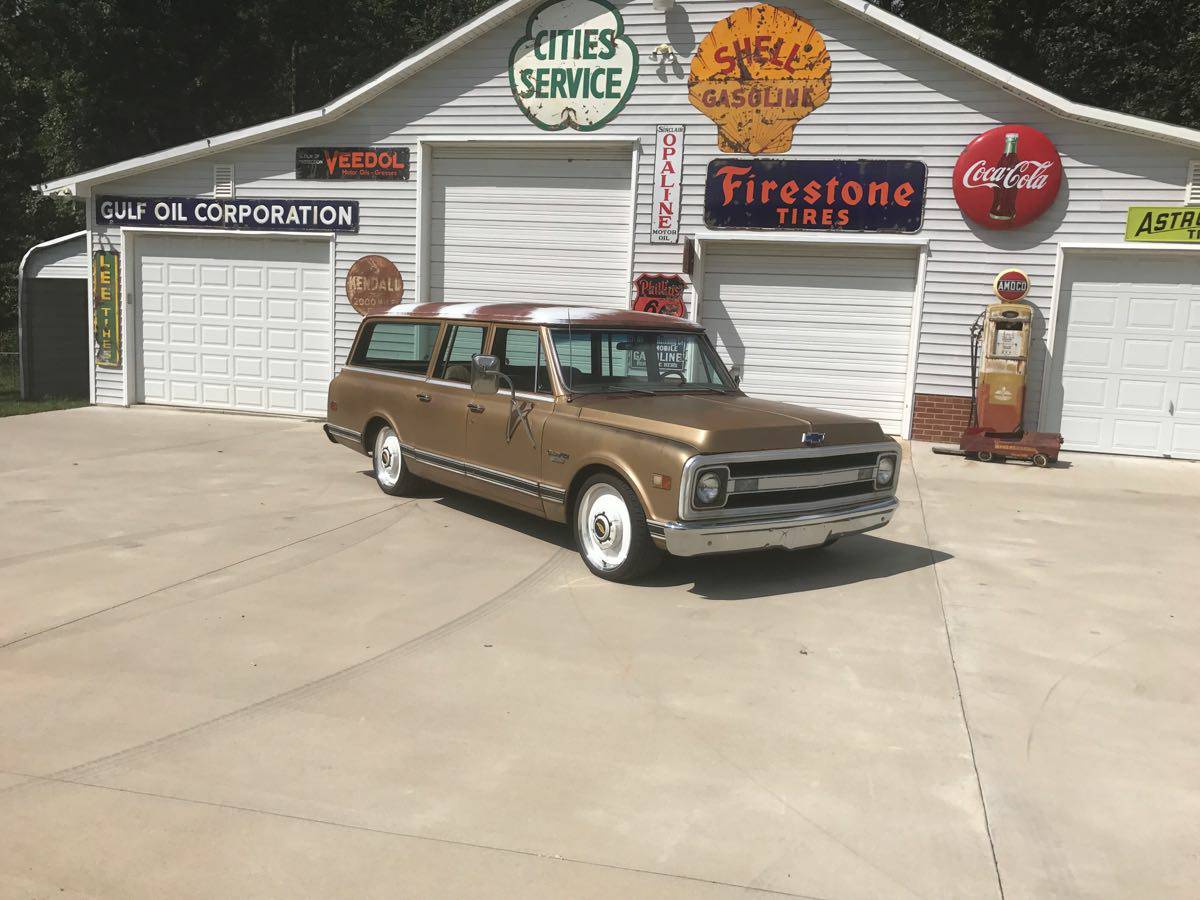 This Bagged 1969 Suburban Is A Grandpa Perfect Survivor