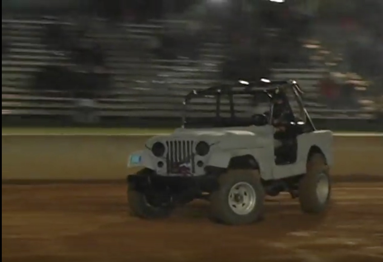 Classic YouTube: This Jeep CJ-7 Tough Truck Romps Through A Course Like It’s Not Even Bothered