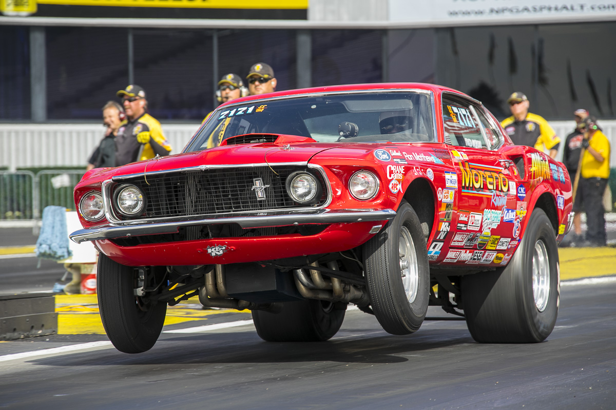 2017 NHRA Auto Club World Finals Stock/Super Stock Action Photos – The Hits Just Keep On Coming