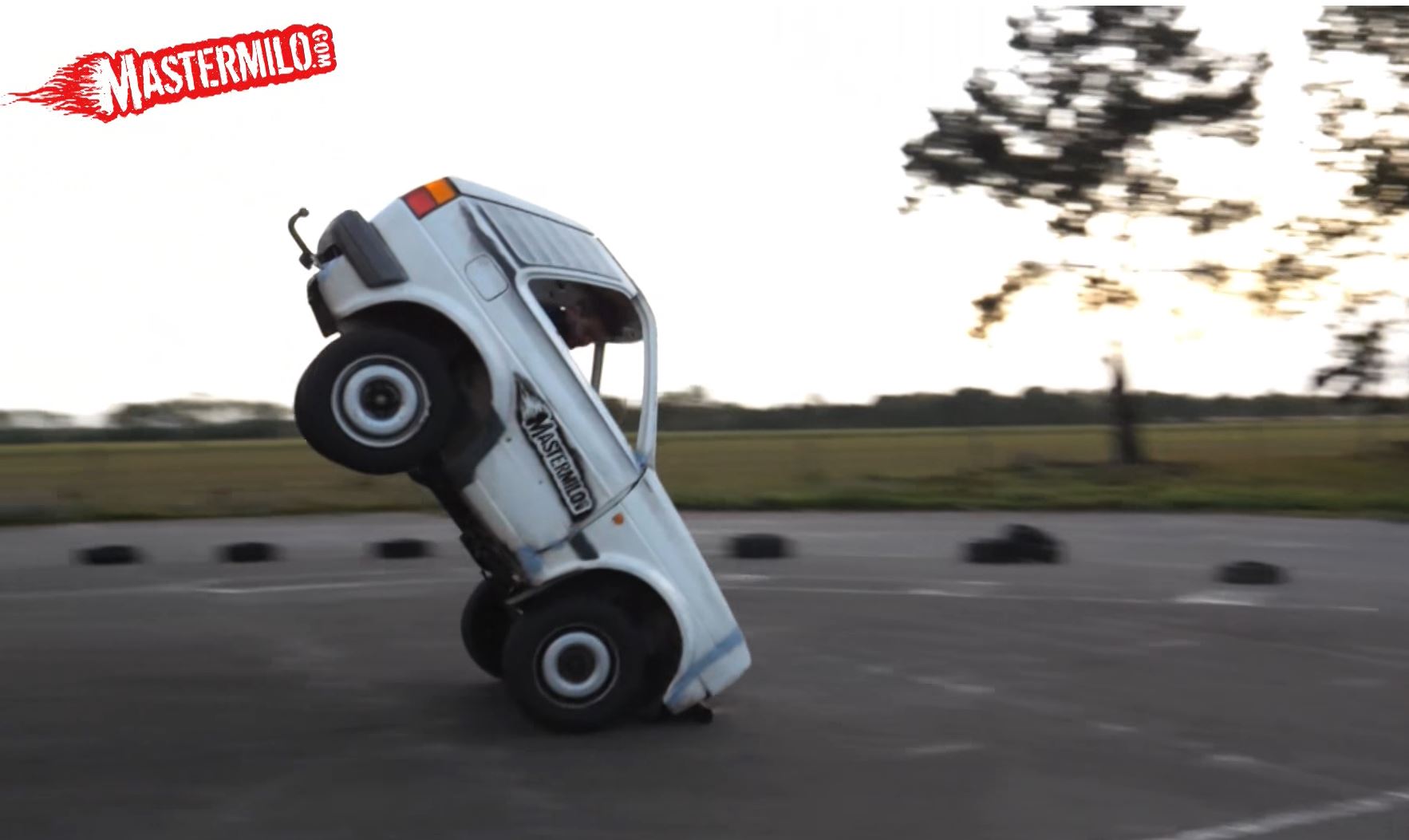 Watch The Rollcage For Roll Golf 2.0 Go Together. This Is How You Flip A Car The Right Way