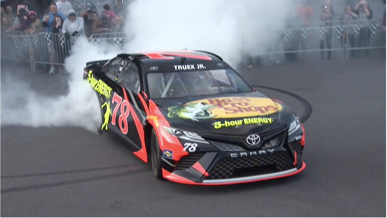 Asking Martin Truex, Jr. To Do A Burnout At A PR Gig Is More Successful Than Asking Santa For Stuff!