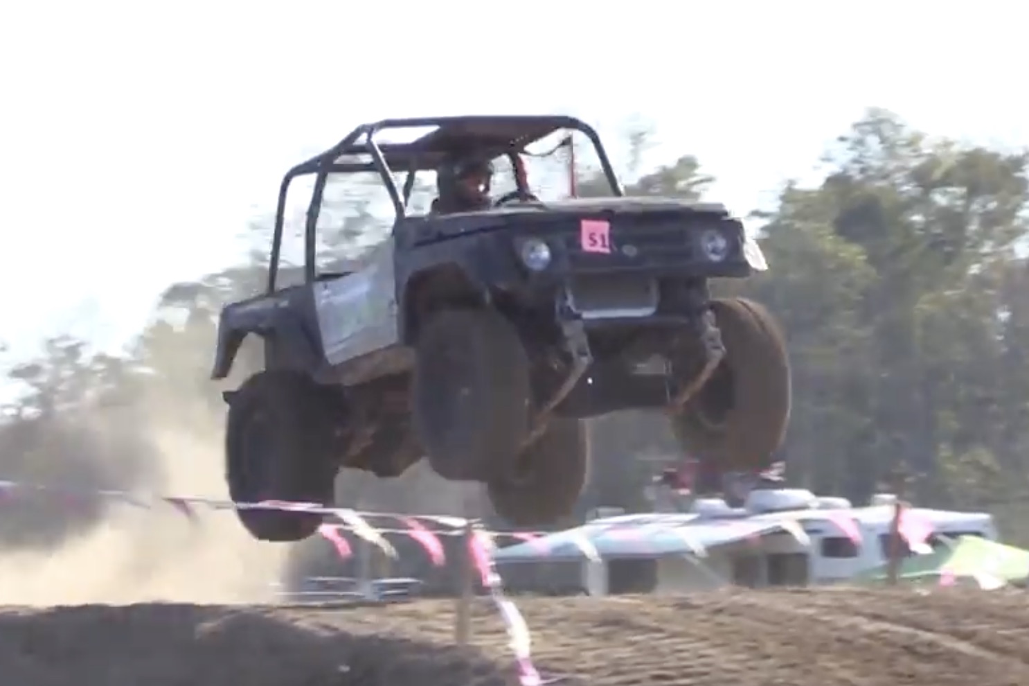 Tough Truck Racing For Breast Cancer Awareness – A Good Event For A Good Cause!