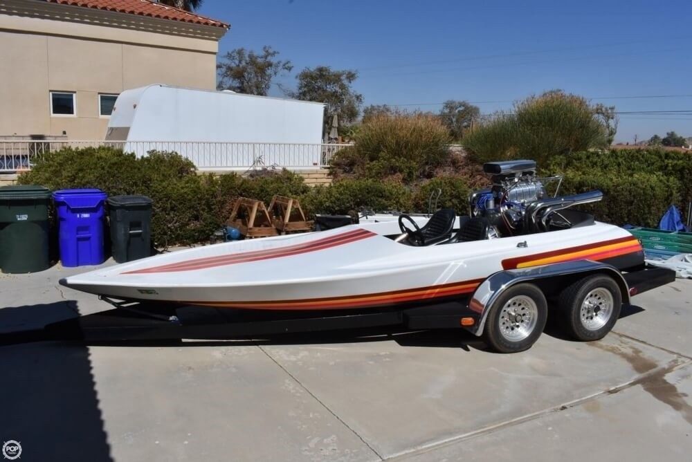 A Blown 392 Hemi In A Boat? Hell Yes, This Makes Us Want It Right Now.