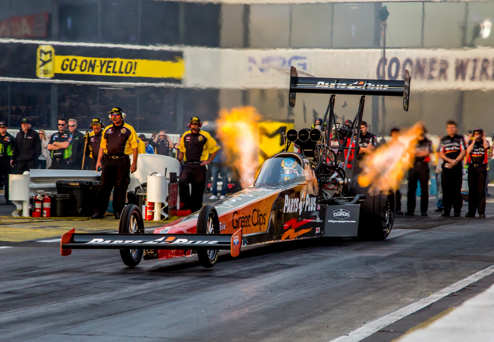 Millican Resets NHRA National Record, Hagen, Nobile and Vancil Lead Fields At Winternationals!