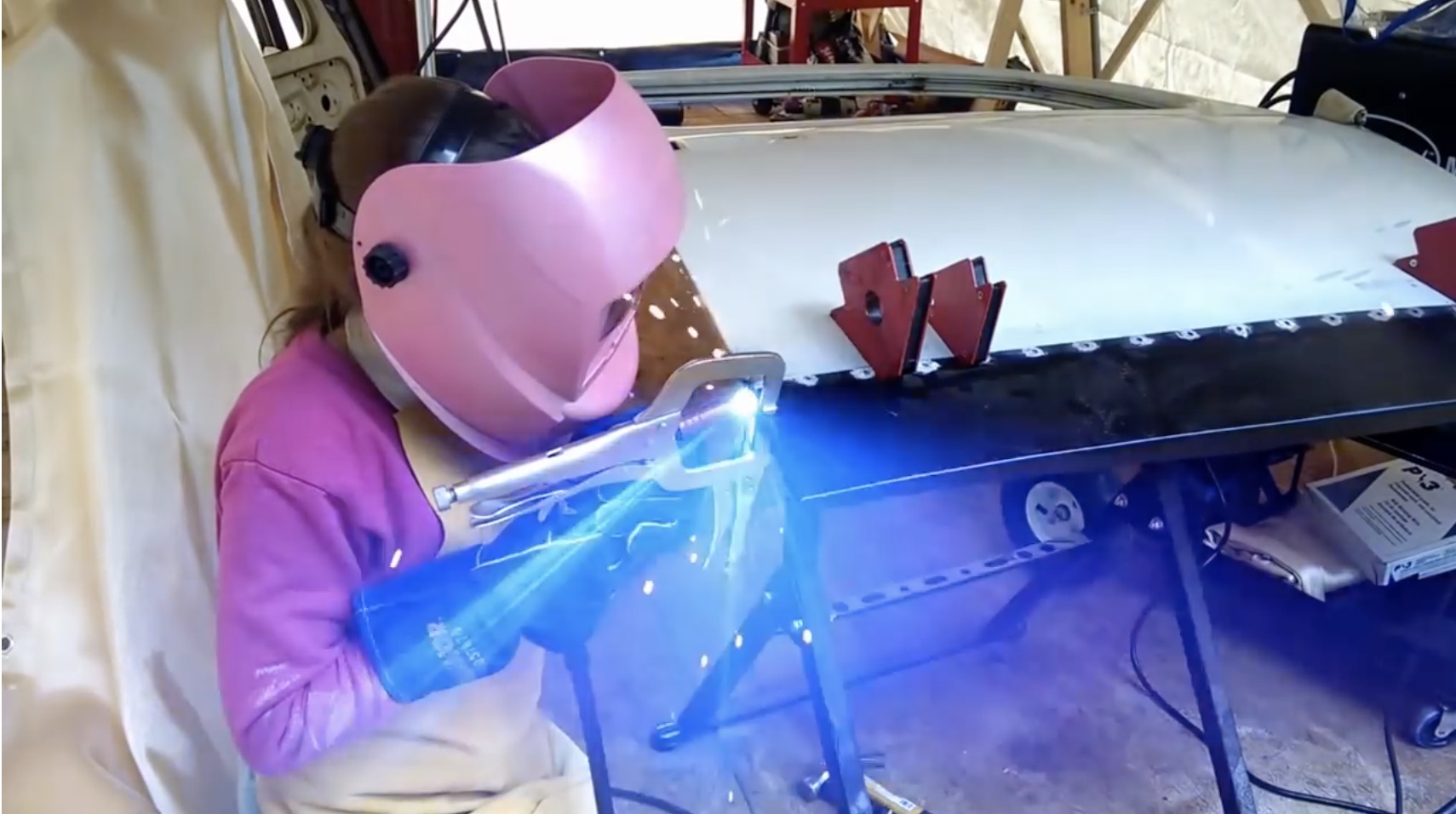 Best of 2018: This Little Lady Is Restoring Her Own Volkswagen Beetle!