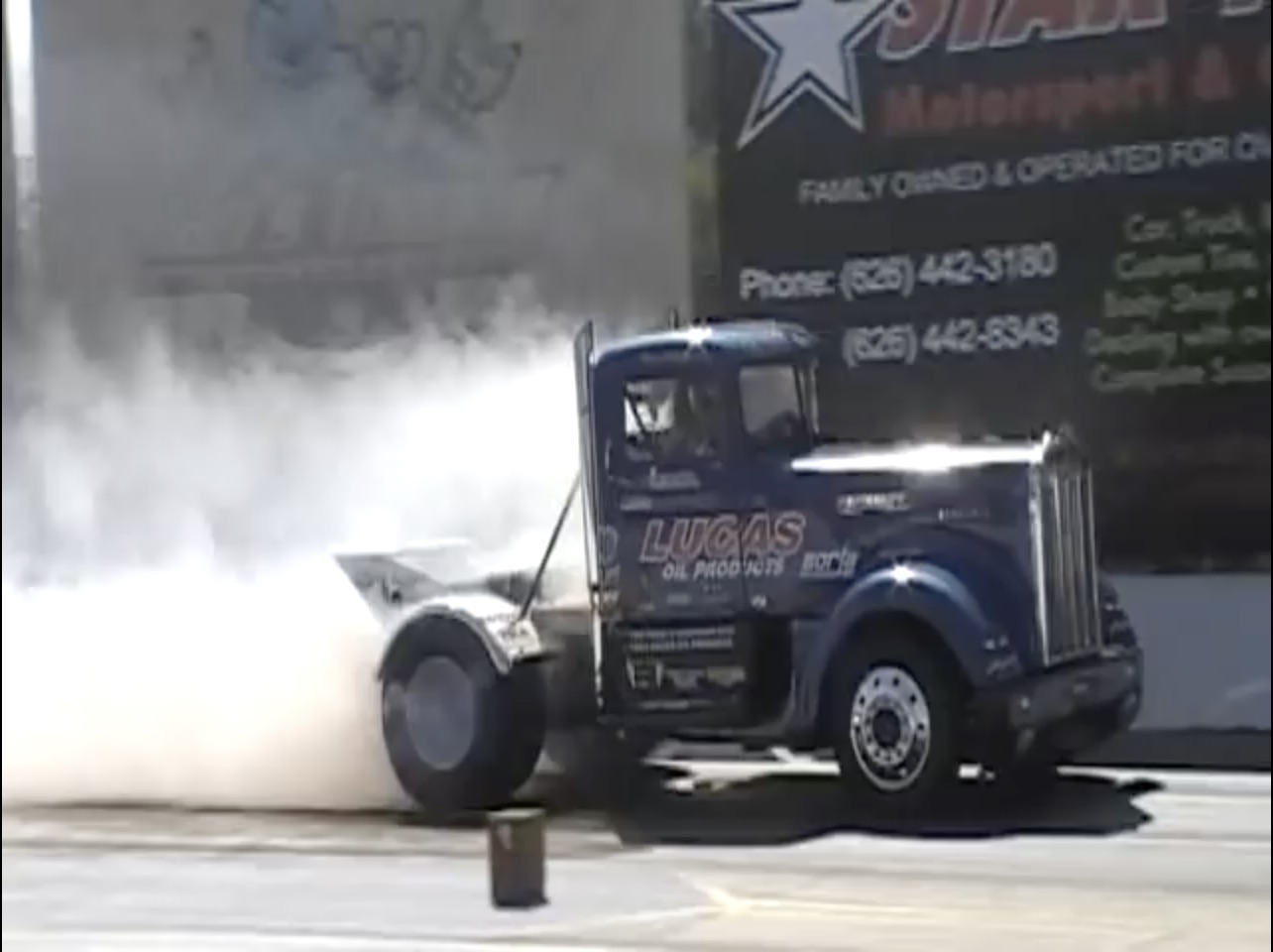 Morning Symphony: The Highest-Revving Detroit Diesel-Powered Kenworth We’ve Seen Yet!