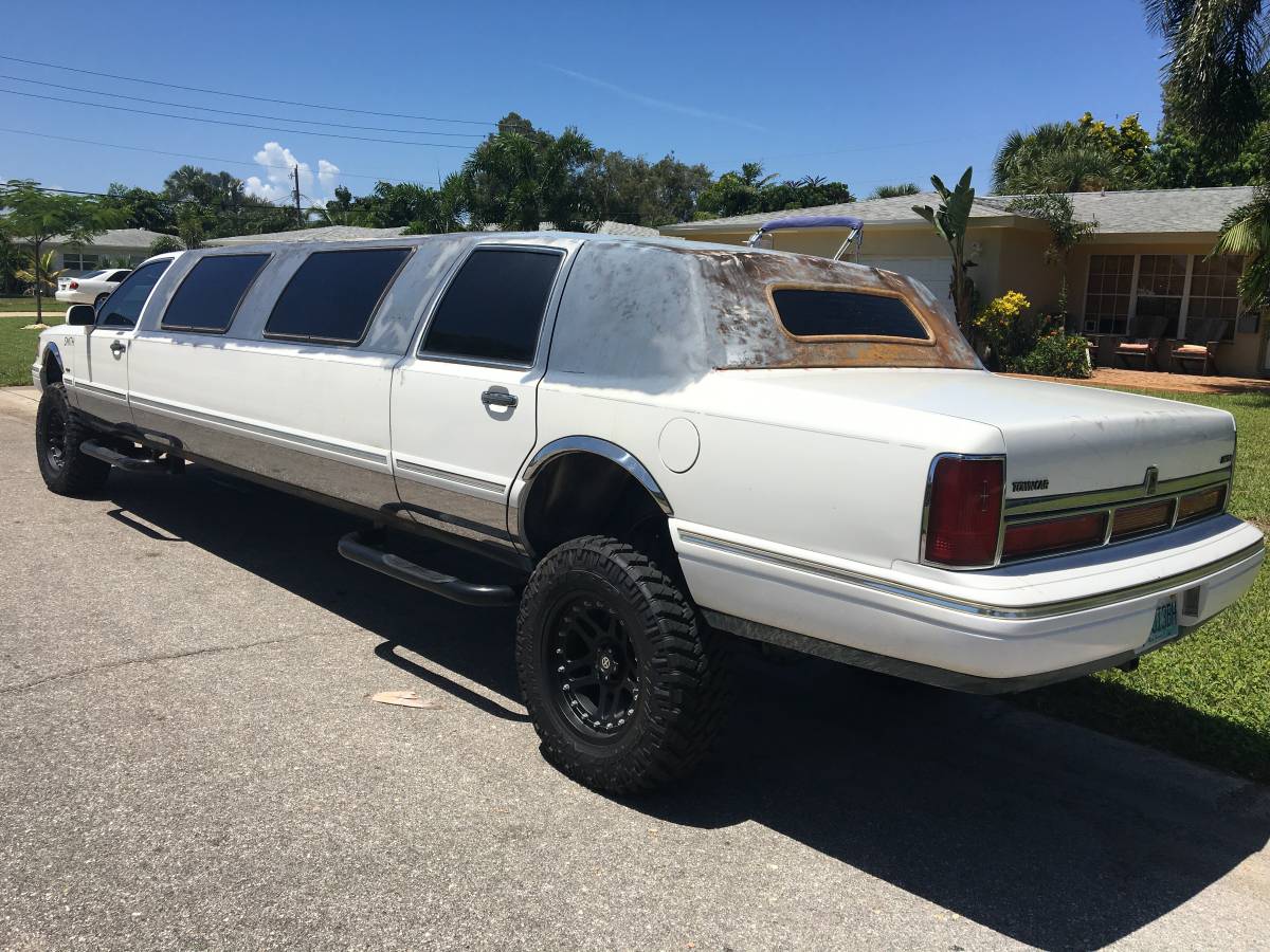 Bangshift Com Rough Start Would This Lifted Lincoln Limo Be Worth The Experience Bangshift Com