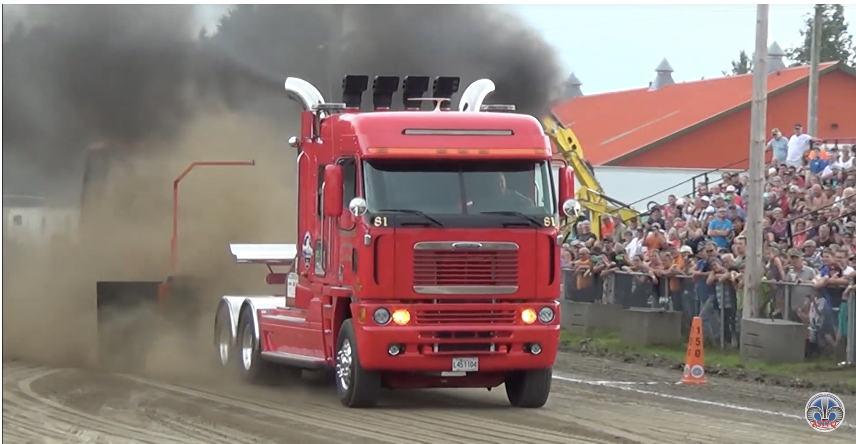Best of 2018: Watch as Mario Racicot’s 24-Cylinder Freightliner Argosy Threatens To Take The Weight Sled Home!