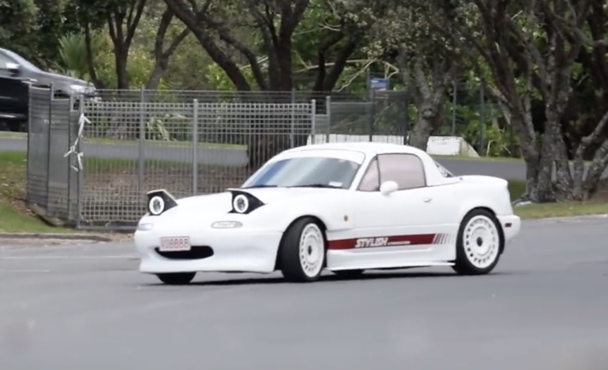 Morning Symphony: Ride Along In A 1UZ-Powered Mazda Eunos Along Coastal New Zealand Roads!