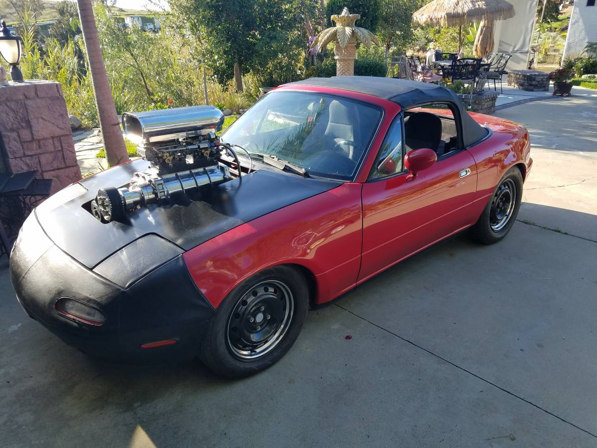 Nah…This Supercharged, V8-Swapped Mazda Miata Is Just Perfect! 